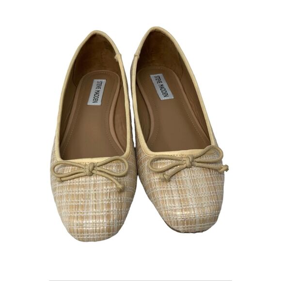Steve Madden Seemly Bow Ballerina Flats Beige / Tan Size 8.5M - Picture 1 of 8